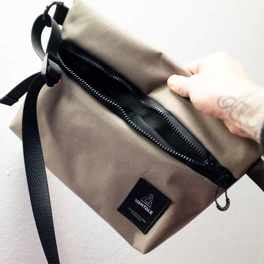 VANTALE® – STRAWANZER shoulder bag