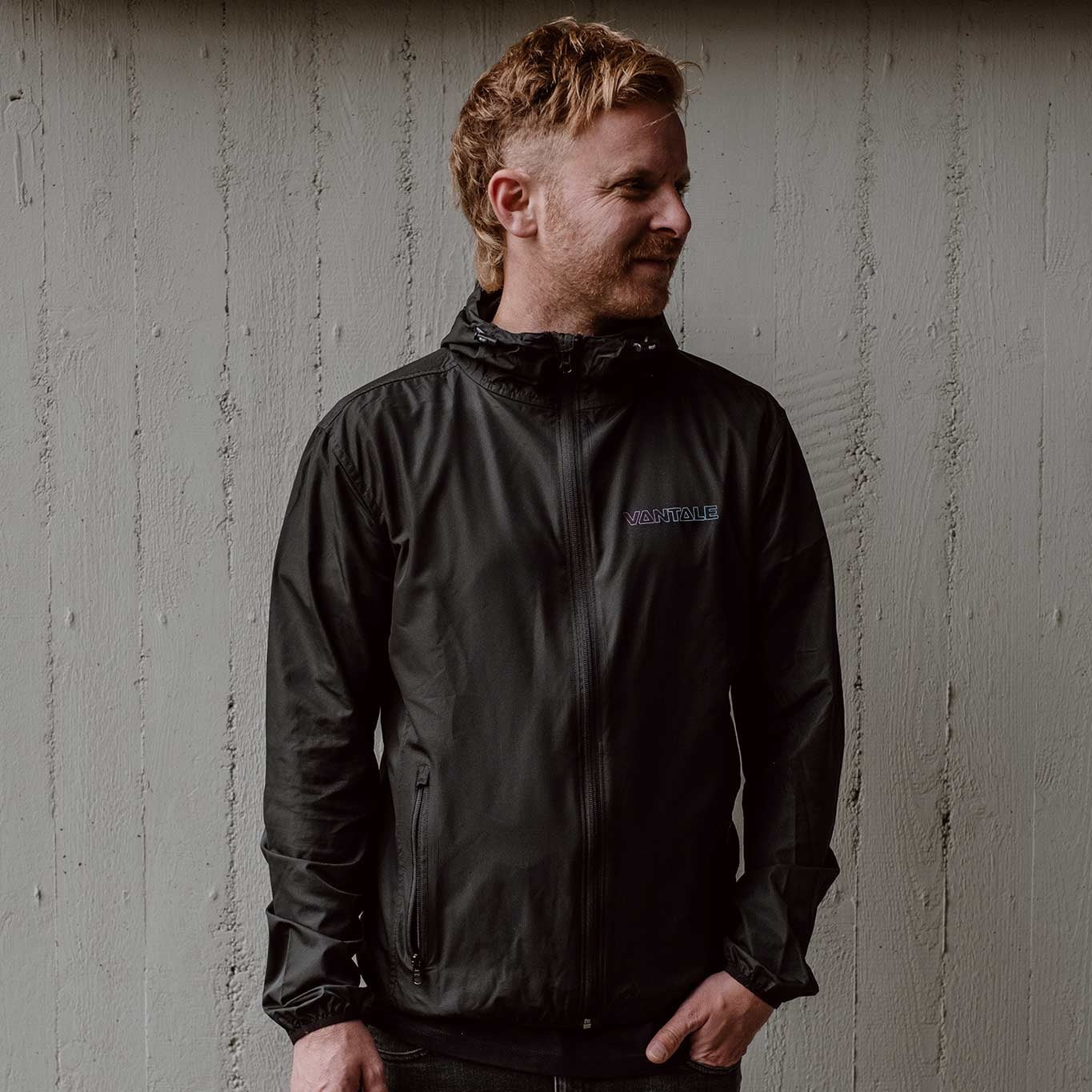 Windbreaker – VANTALE Logo