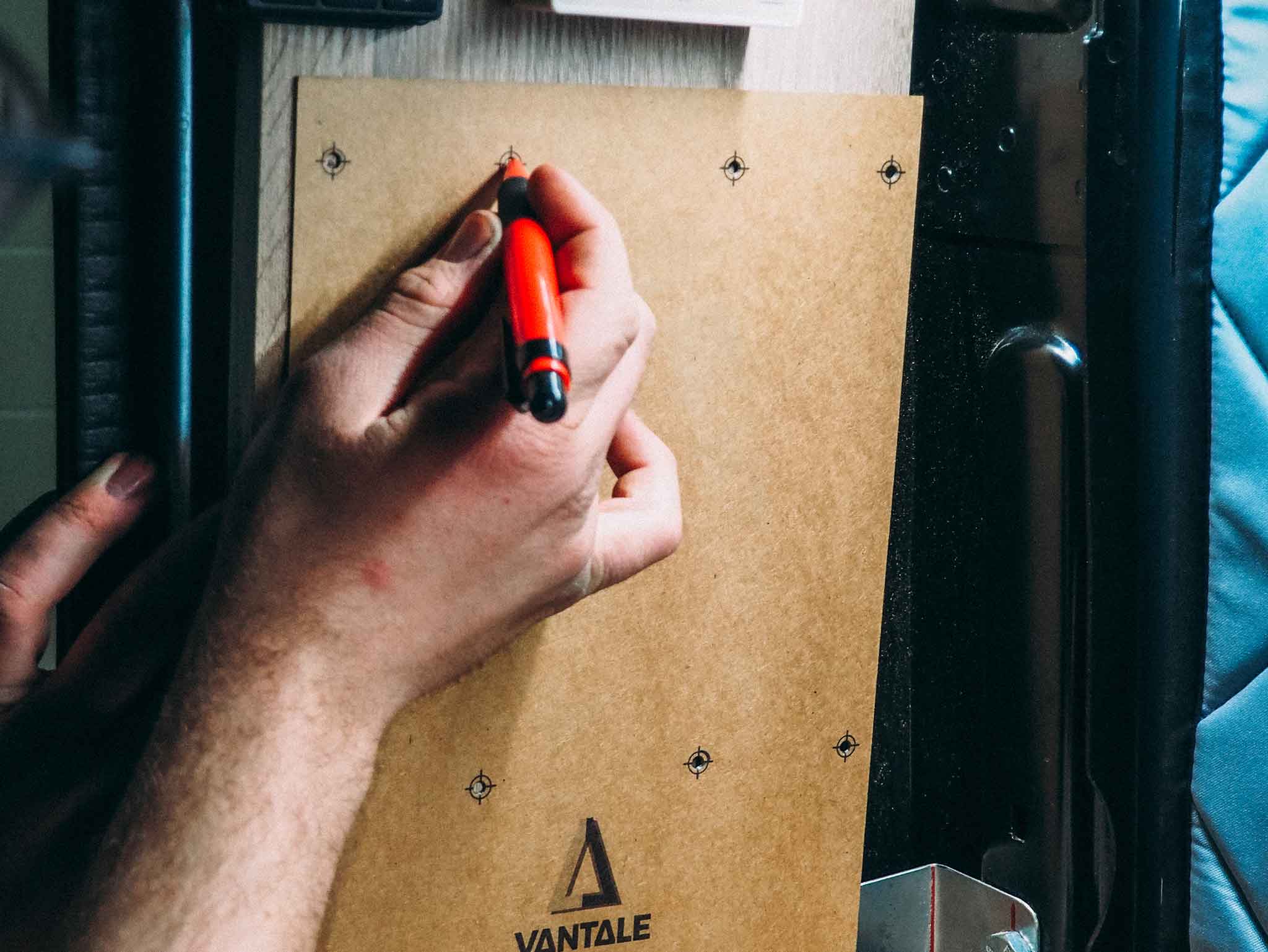 VANTALE® – RYGG Raster Druckknopfschalblone