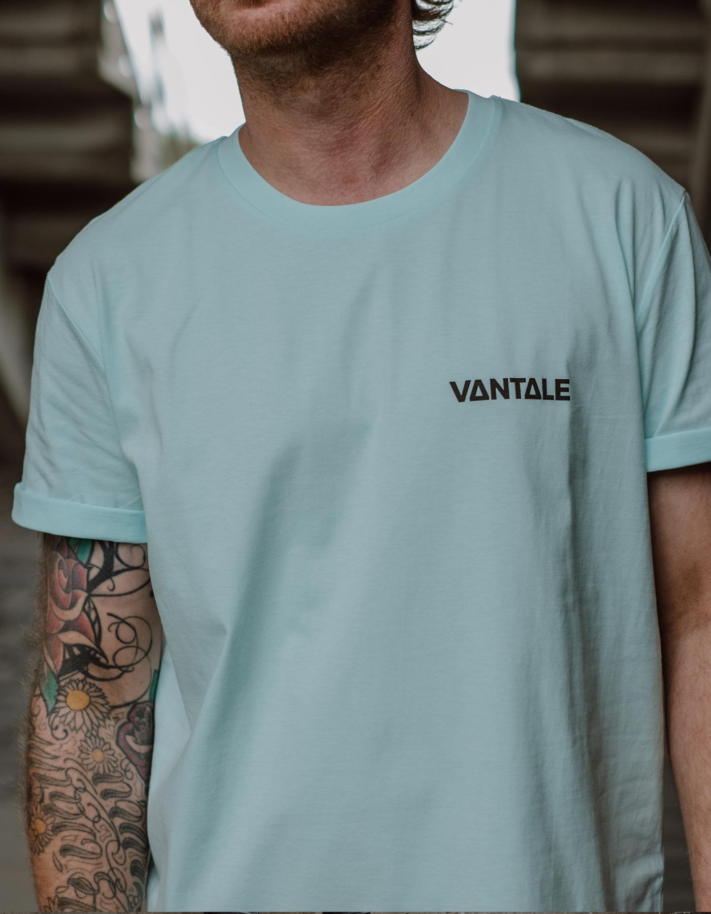 T-Shirt – VANTALE Logo Aqua – Unisex