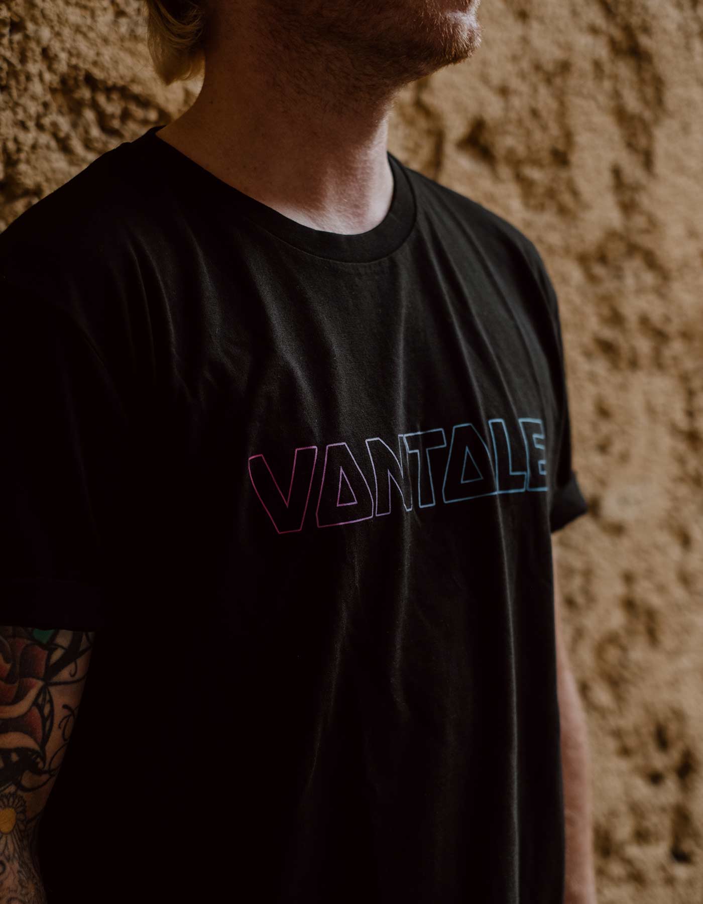 T-Shirt – VANTALE Logo – Unisex
